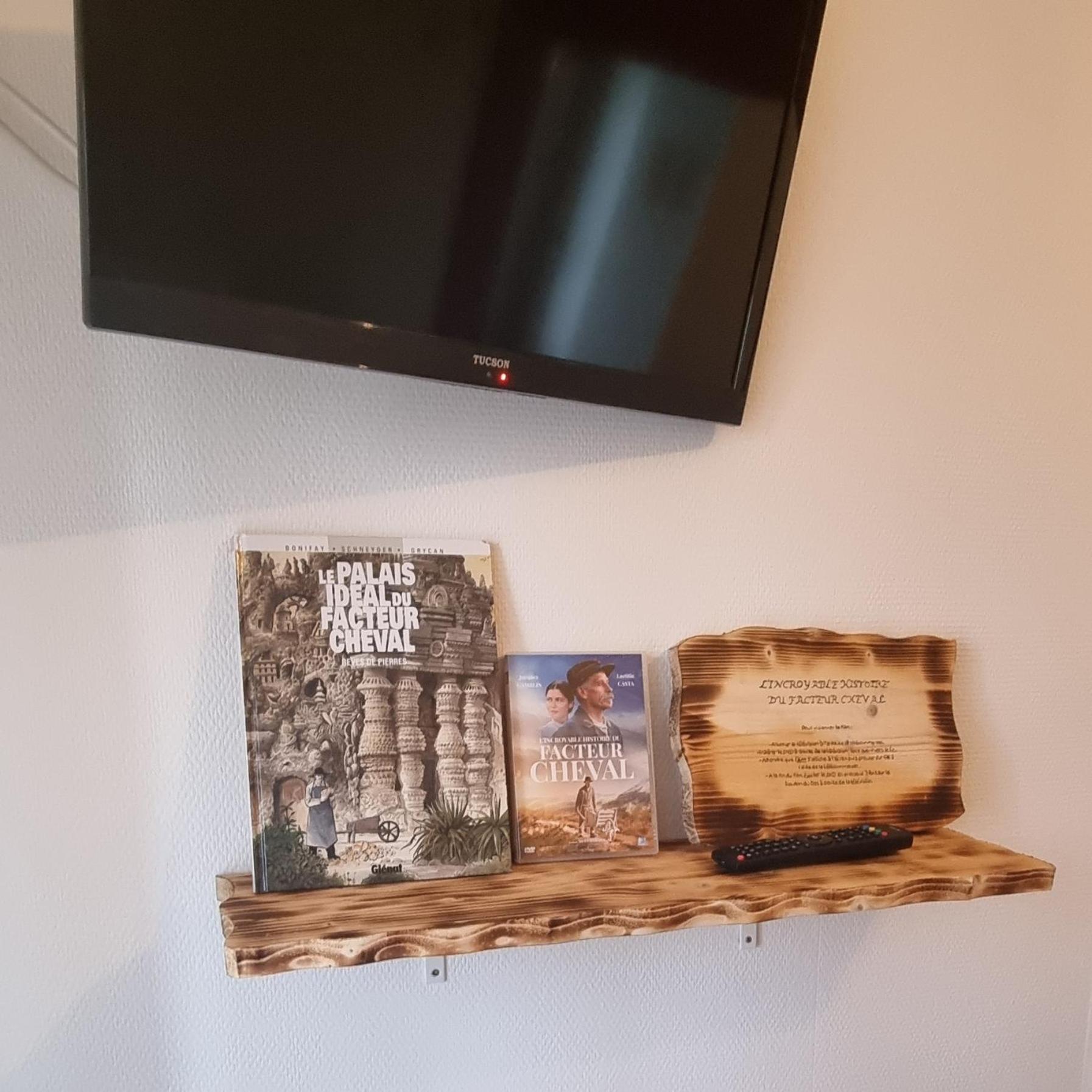 L'Hirondelle Bed & Breakfast Le Grand-Serre Luaran gambar
